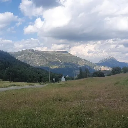 Restaurant Des Cretes Du Verdon ホテル La Palud-sur-Verdon